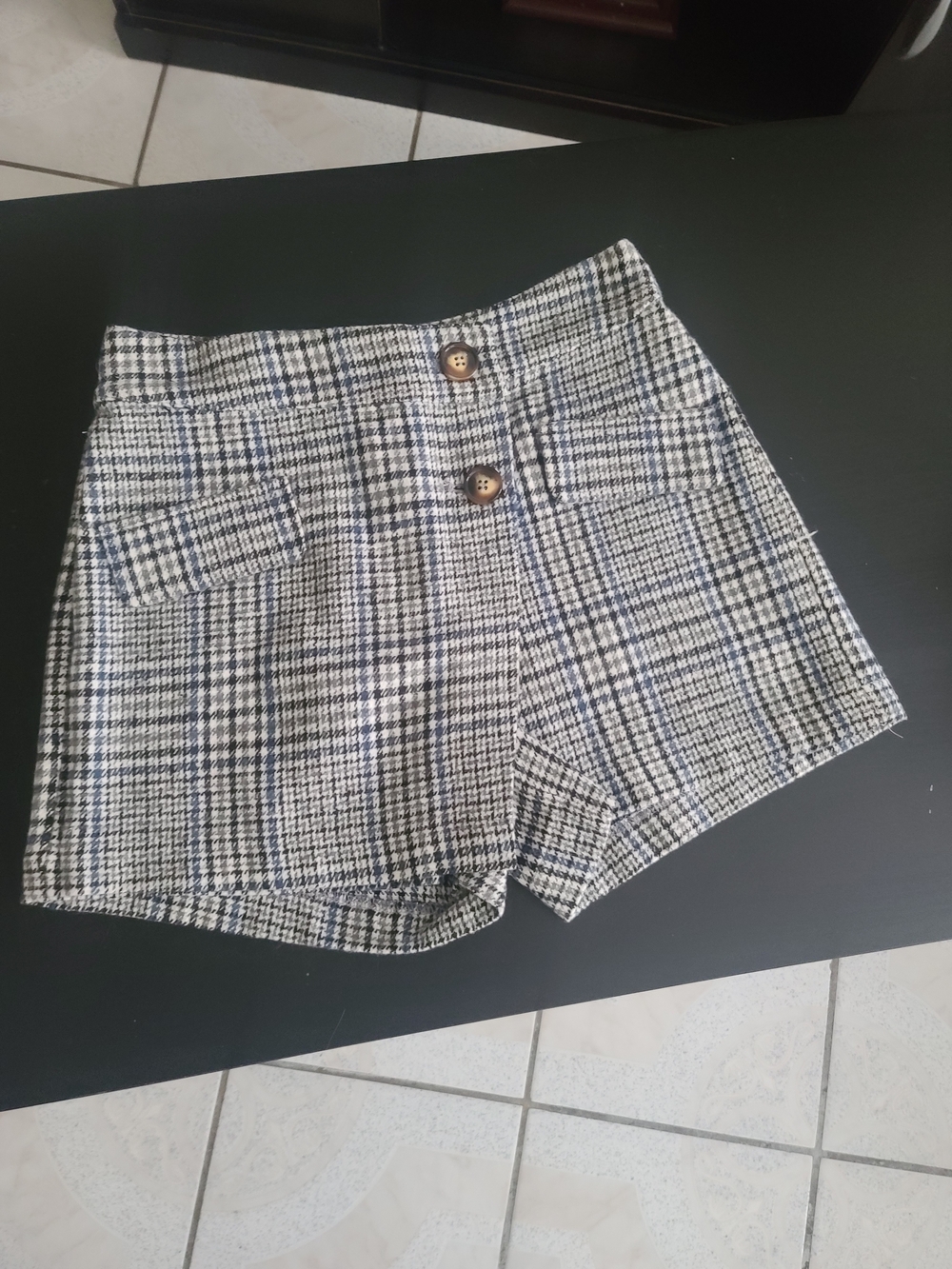 HYFVE Plaid High-Waist Tweed Shorts - Black & Cream